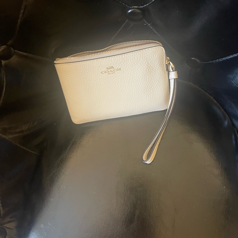 Coach Cream Leather Clutch Wristlet